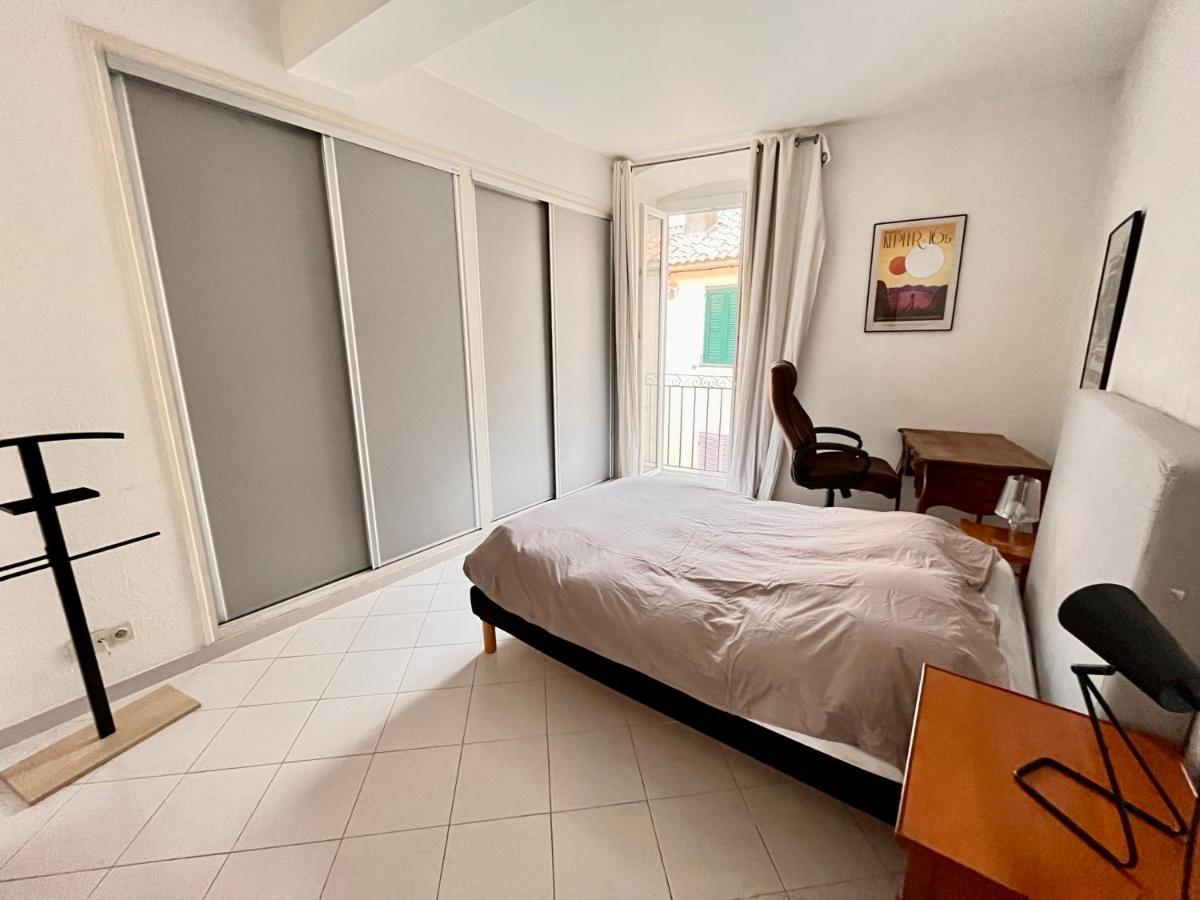 Appartement Spacieux En Face Du Port Calvi  Exterior foto