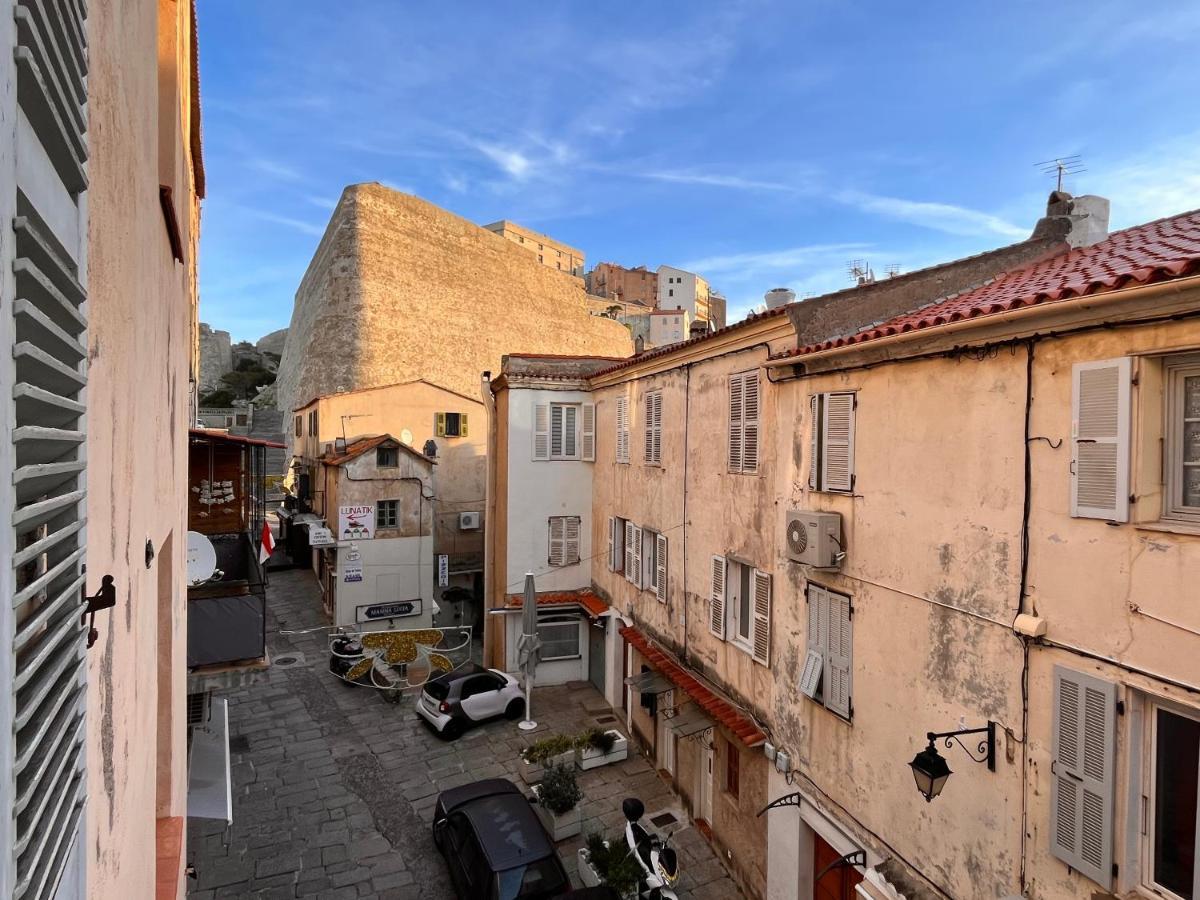 Appartement Spacieux En Face Du Port Calvi  Exterior foto